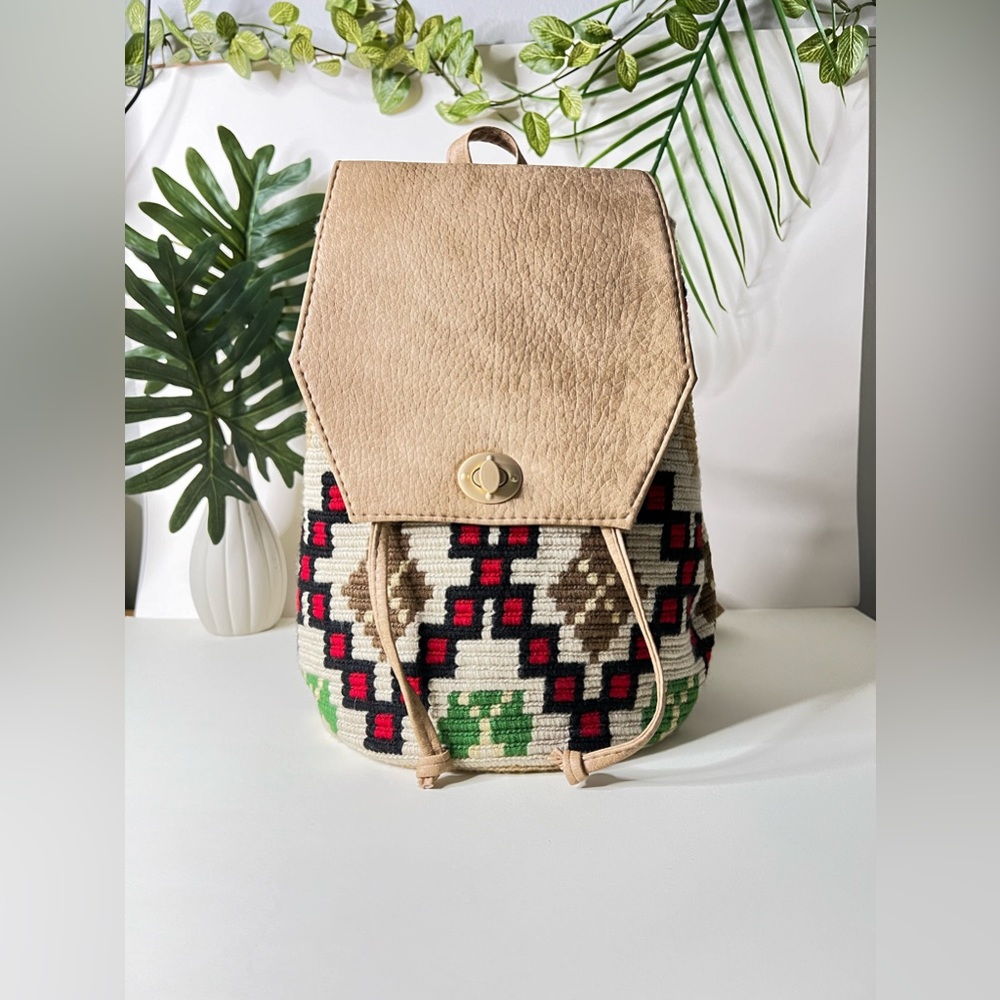 Boho Hippie Handwoven Backpack for Women - Wayuu Hand-Knit Artsy Book Bag